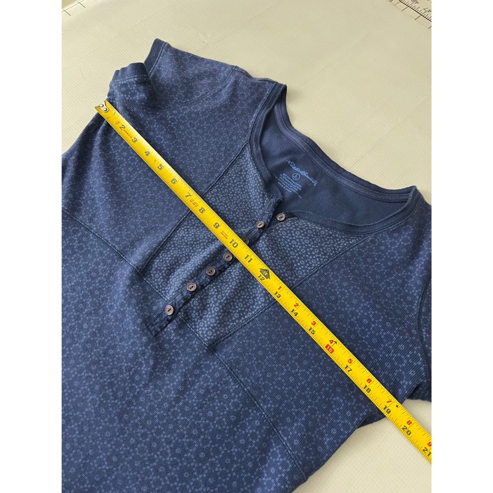 Eddie Bauer Henley Top Womens Large Petite Blue Geometric Floral Short Sleeve - Picture 5 of 7